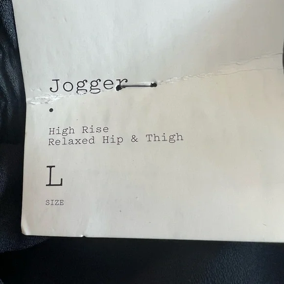 A New Day NWT Jogger Pants L Black High Rise relaxed hip & thigh satin trimmed - Picture 6 of 12